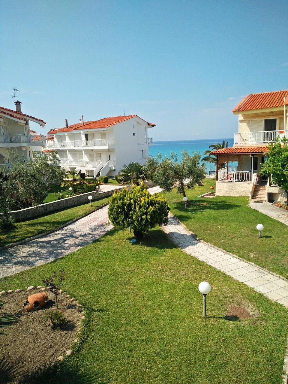 Aello Sea-Seafront Apartments Skála Foúrkas Exteriör bild