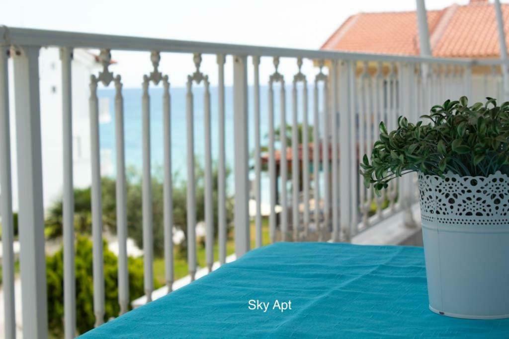 Aello Sea-Seafront Apartments Skála Foúrkas Exteriör bild